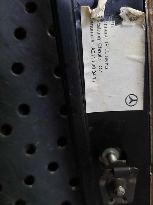 Ornament bord mercedes e class w211 a2116800471