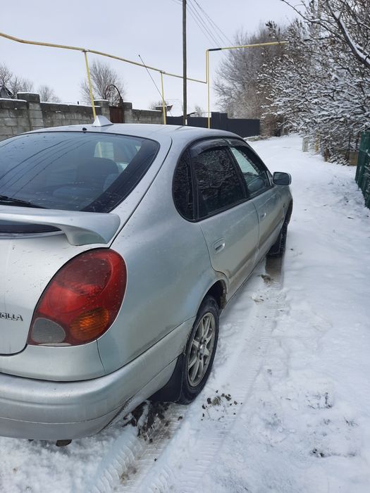 Тоиота королла хечбек