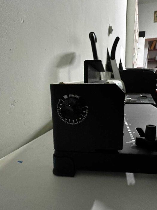 Новый Металлическая брошюратор/ переплетная машина RAYSON TD-13