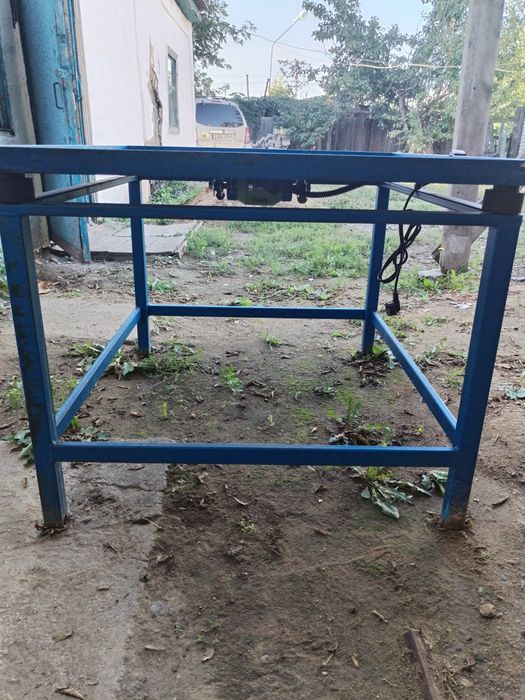 Вибро стол новый