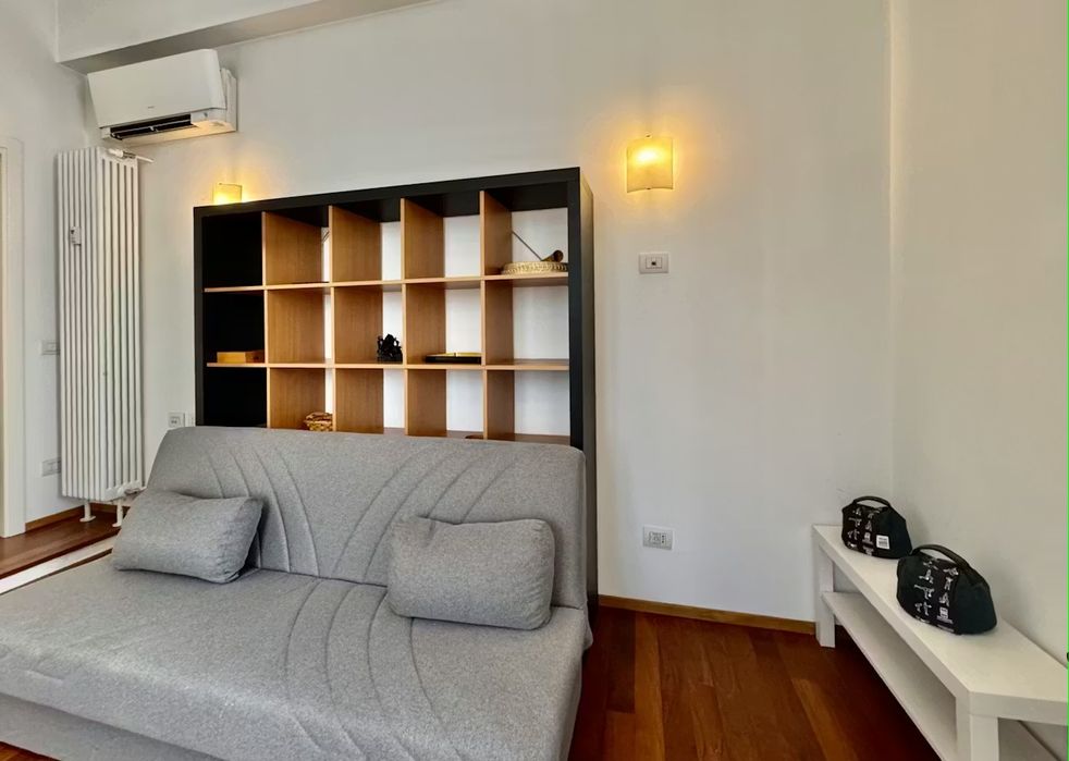 Дава се под наем Двустаен апартамент в София, Борово - 55 кв.м за 382.5 € - Снимка #2