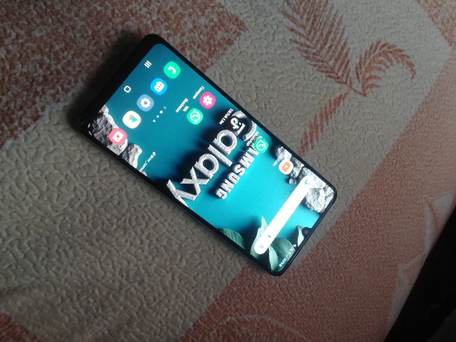 Самсунг а 31 отличный