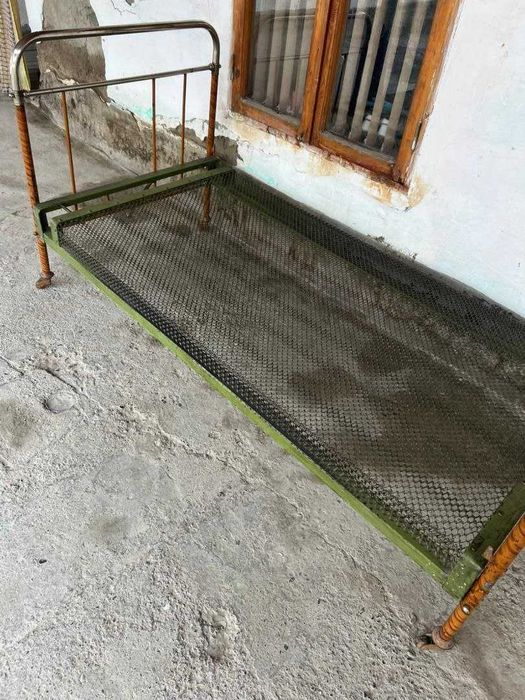 Temir kravat sotiladi arzon narxda