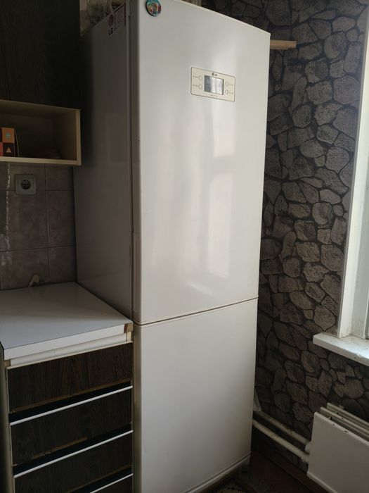 Холодильник сатылады, 40.000