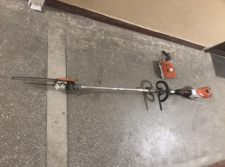 sistem combinat Stihl KMA 135 R Fabricație 2021
