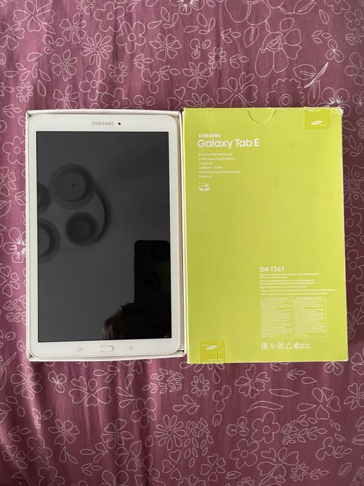 Продам Samsung Galaxy Tab E хорошем состоянии.