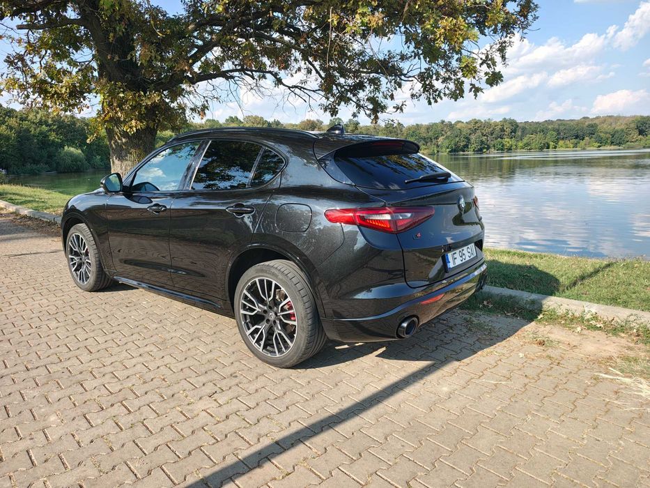 Alfa Romeo Stelvio 2.0 Turbo AWD AT8 Veloce