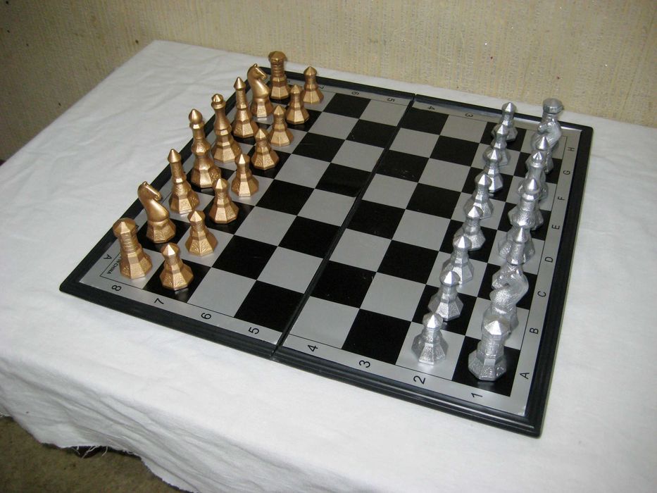 Шахмат необычный изумительный фигуры все целый идеальном состоянии!