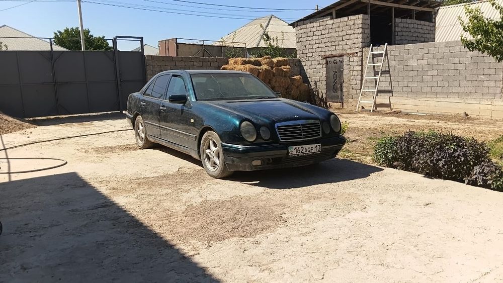 Продаю машину Mercedes, механика