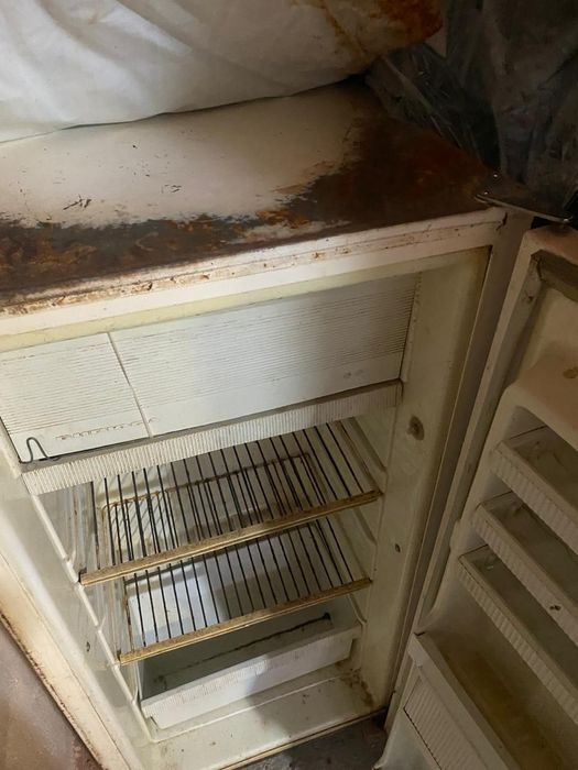 Холодильник  Бирюса