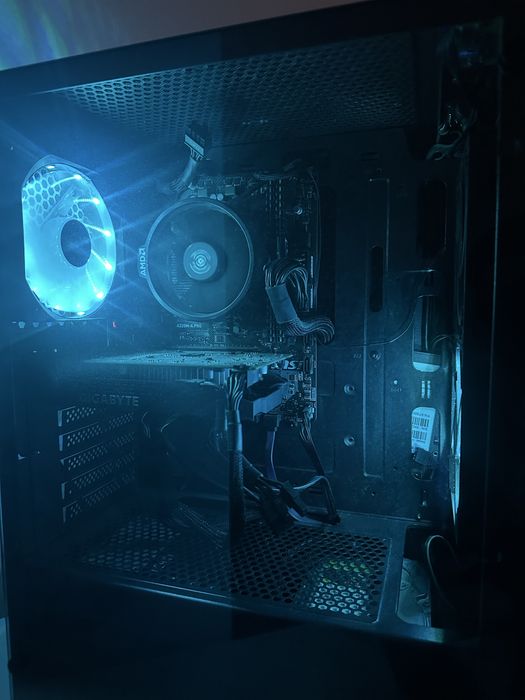 PC Gaming/ Ryzen 5 5600X, GTX 1650 super