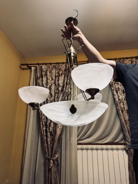 Lustra / Candelabru - 2 bucati identice noi