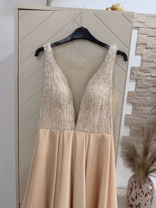 Rochie eleganta midi