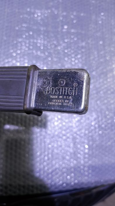 2 броя чук телбод (такер)