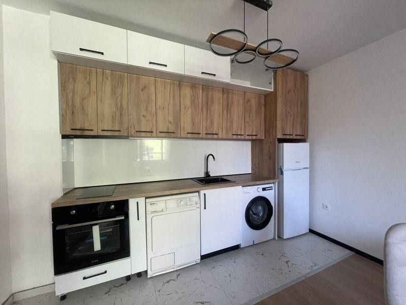 Дава се под наем Двустаен апартамент в София, Малинова долина - 65 кв.м за 647.19 € - Снимка #1