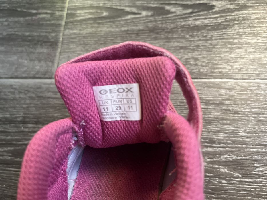 Кроссовки geox для девочки