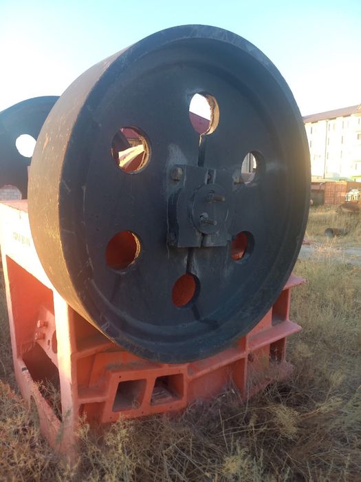 Щековая дробилка СМД 110