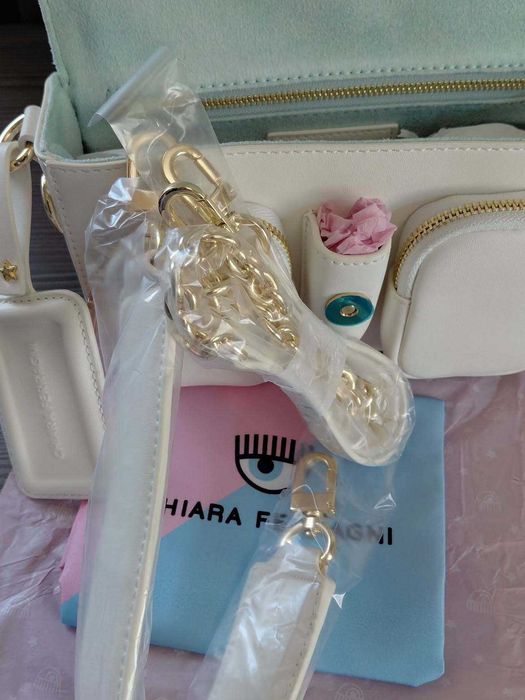 Оригинална чанта за рамо и кросбоди Chiara Ferragni Намалена цена с 47%