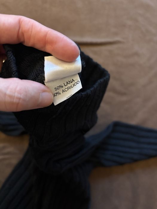 Body negru cu 50% lana