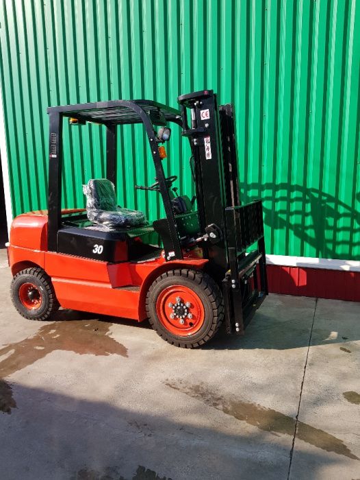 Stivuitor Nou - diesel la 10000 euro + tva-NOU