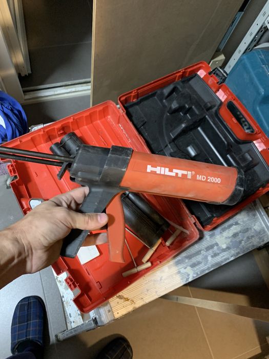 Pistol manual Hilti