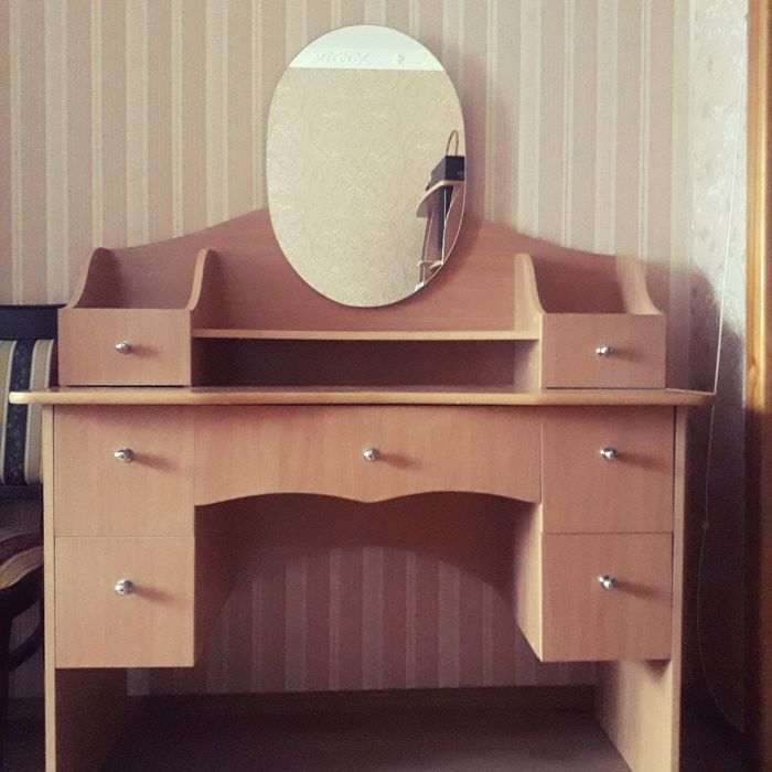 Туалетный столик