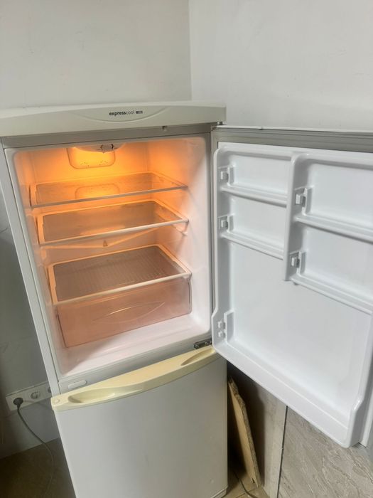 Продам холодильник  LG