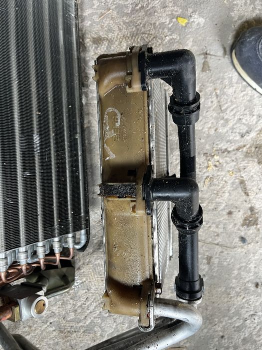 Радиатор печки и кондиционера е34