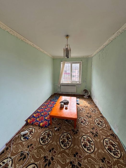 Продаётся 2х ком 4 этаж в районе микрорайоне