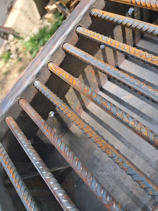 Gratar 58 cm x 48 cm tabla de 6mm grosime / bare rotative