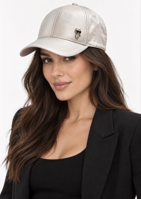 Шапка с козирка karl lagerfeld one size