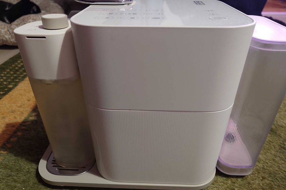 Nespresso Grand Lattissima +30 cap Lavazza+recipient depozitat capsule