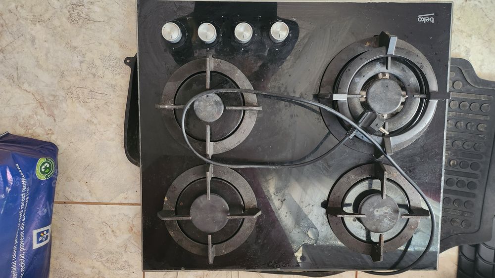 De vânzare plita Beko