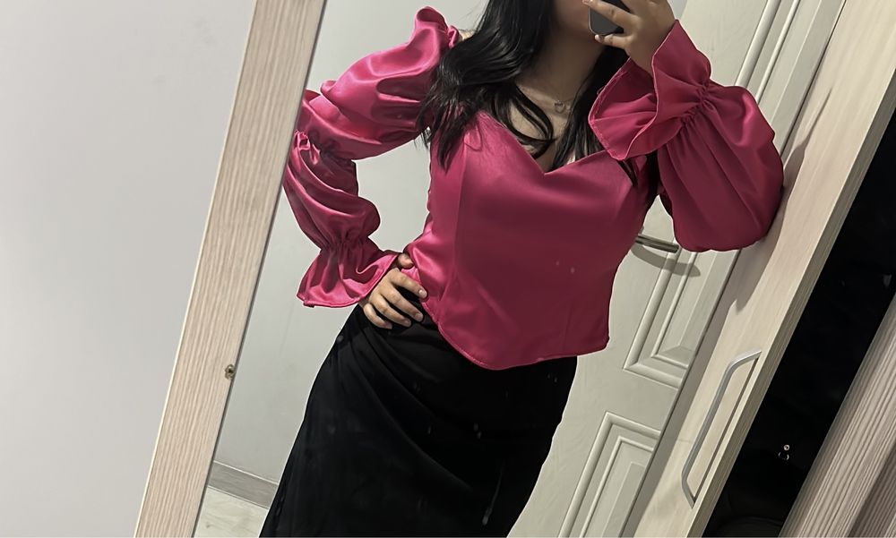 Красивая блузка