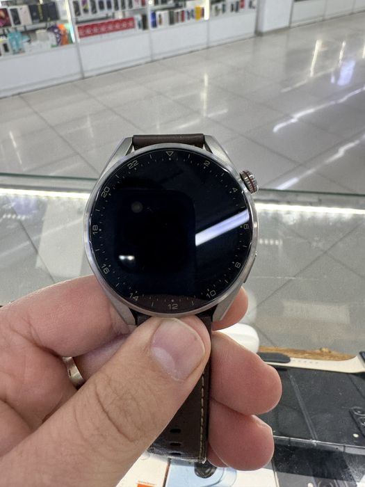 Часы Huawei Watch 3 pro