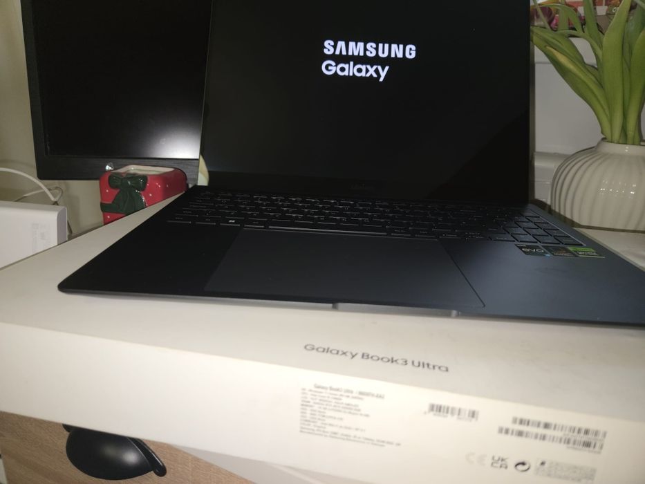 Laptop Samsung Galaxy Book 3 i9 / rtx  4070