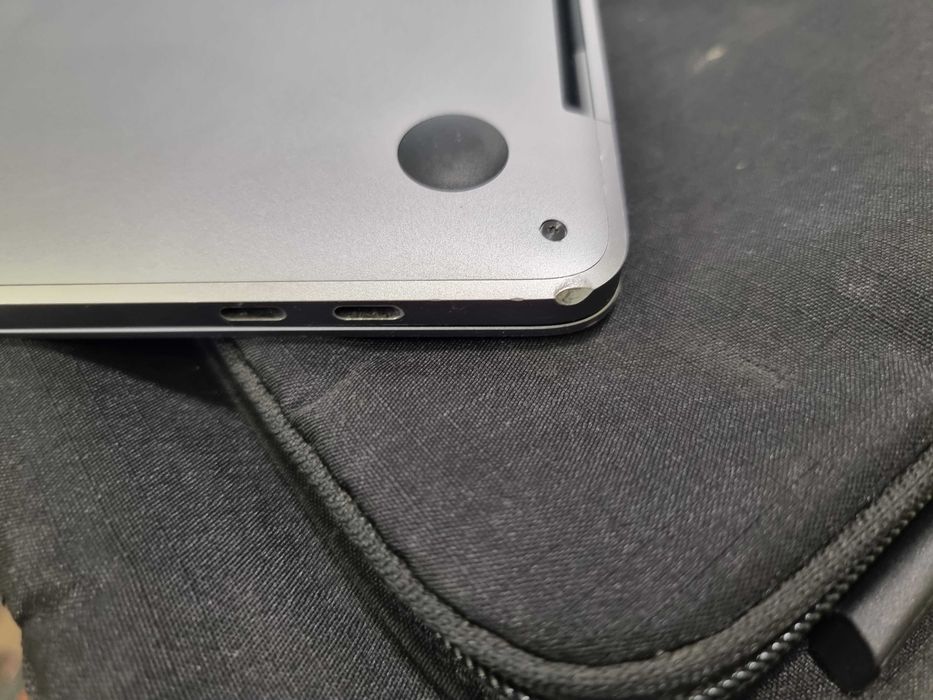 Apple MacBook PRO