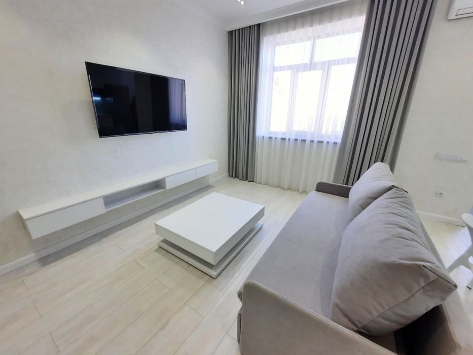 2/7/9 метро Ойбек