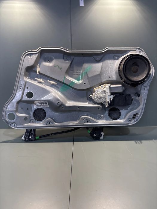 Macara geam dreapta față electrică 1J4837756 / 119698109 / 113122L3/19