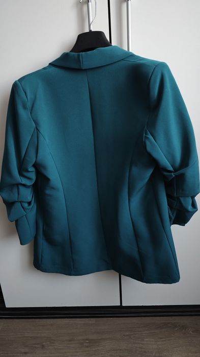 Уникален цвят сако