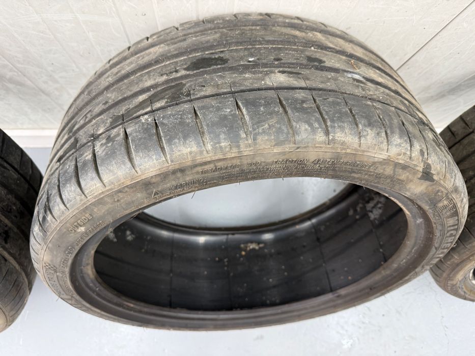 4 бр Летни гуми Michelin Pilot Sport 4S 245/35/19 ДОТ: 0423 5.5mm грайфер