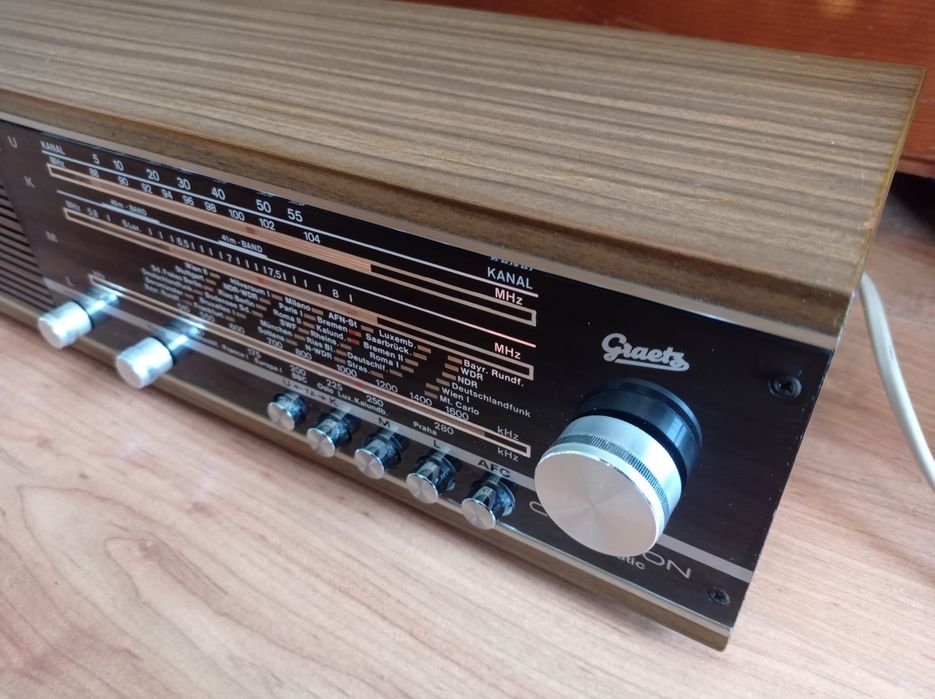 Радио Graetz Chanson automatic 301. 1970 г.