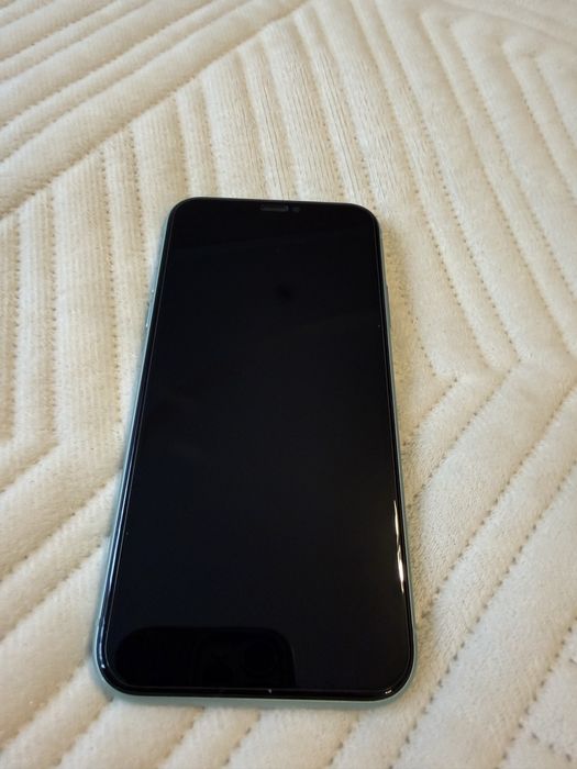 Iphone 11 (128GB)
