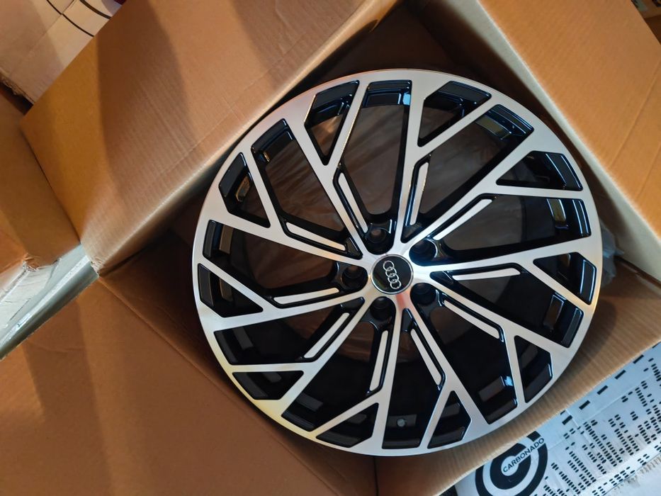 Vand jante de aliaj pentru Audi pe 20 marca carbonado