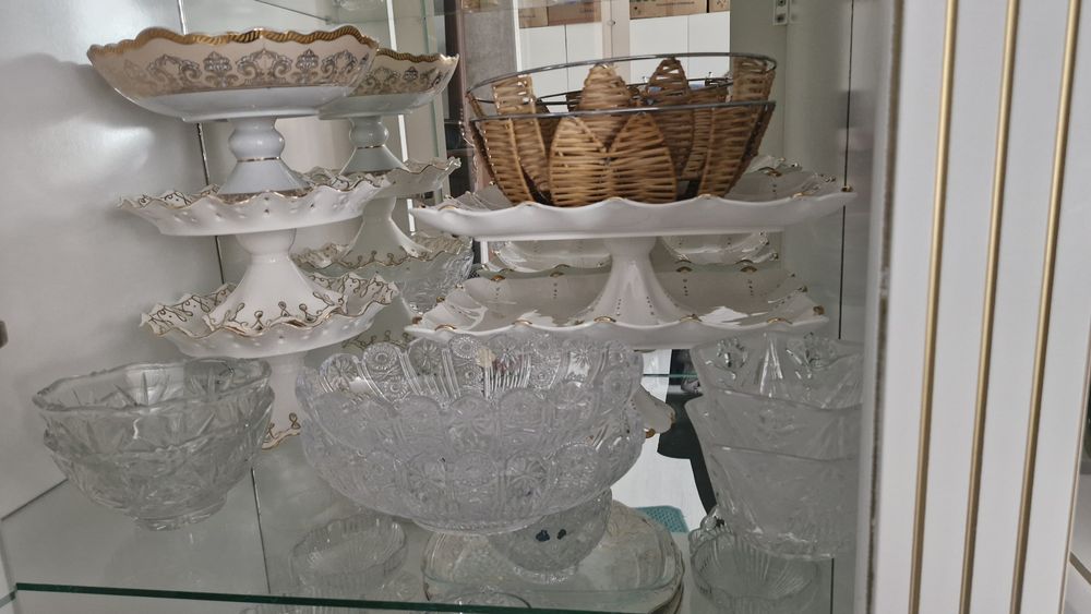 Хрустальные, форфоровые посуды в оригинале!