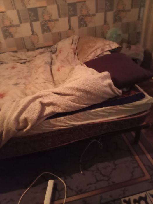 Срочно продам 2х спальный кровать