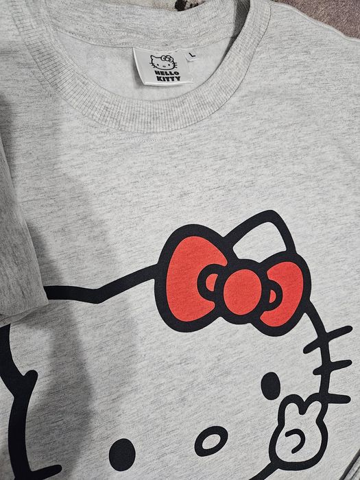 Set dama sport hello kitty gri mărimea 40,nou fără eticheta