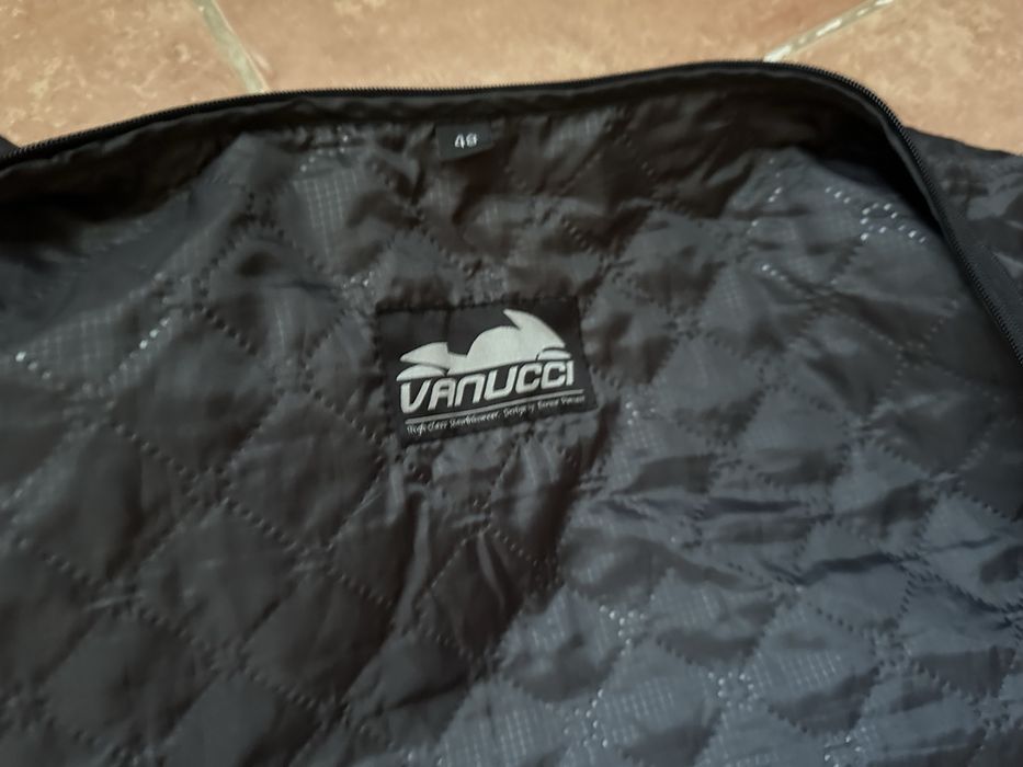 Мотокуртка Vanucci