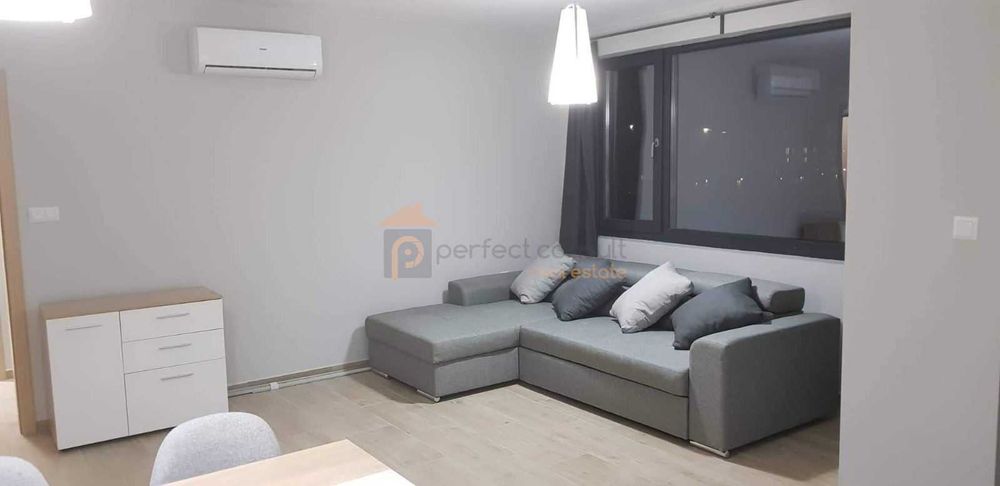 Дава се под наем Двустаен апартамент в Пловдив, Христо Смирненски - 74 кв.м за 375 € - Снимка #1