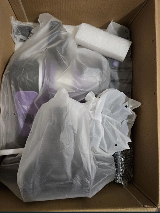 Vând aspirator vertical fara fie